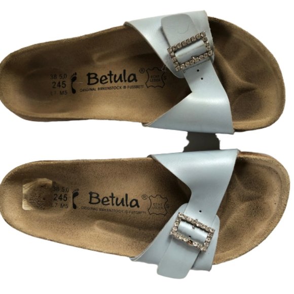 betula flip flops size 5